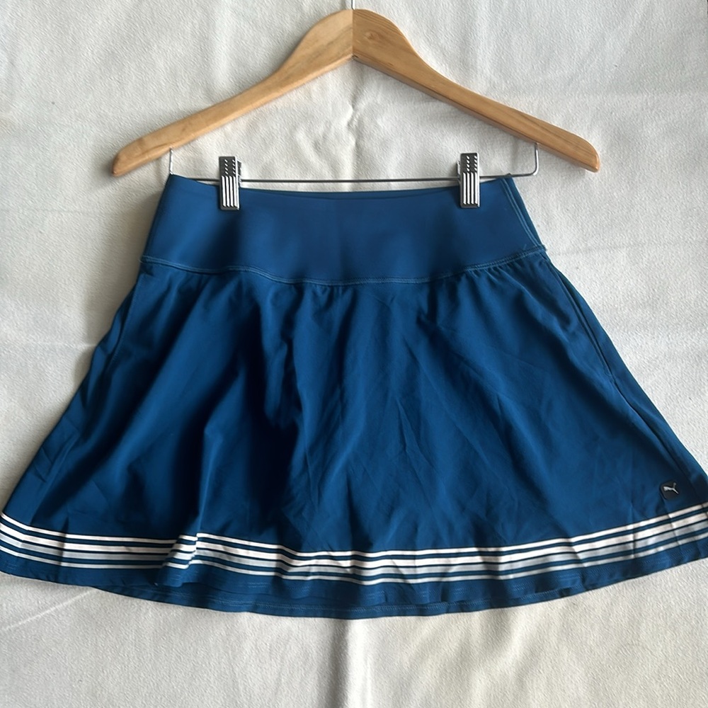 PUMA Women's PWRSHAPE Ribbon Golf Skirt Size XS NWT with Shorts attached